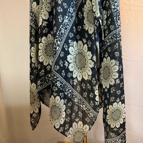 Black, white and tan cocktail dress, hi-lo - Picture 3 of 12